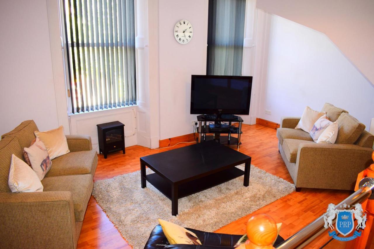 Two Bedroom Town Centre Apartment Elgin Kültér fotó